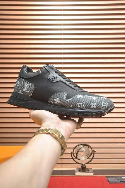 Picture of Louis Vuitton Shoes _SKULVsz38-45hnq015217510